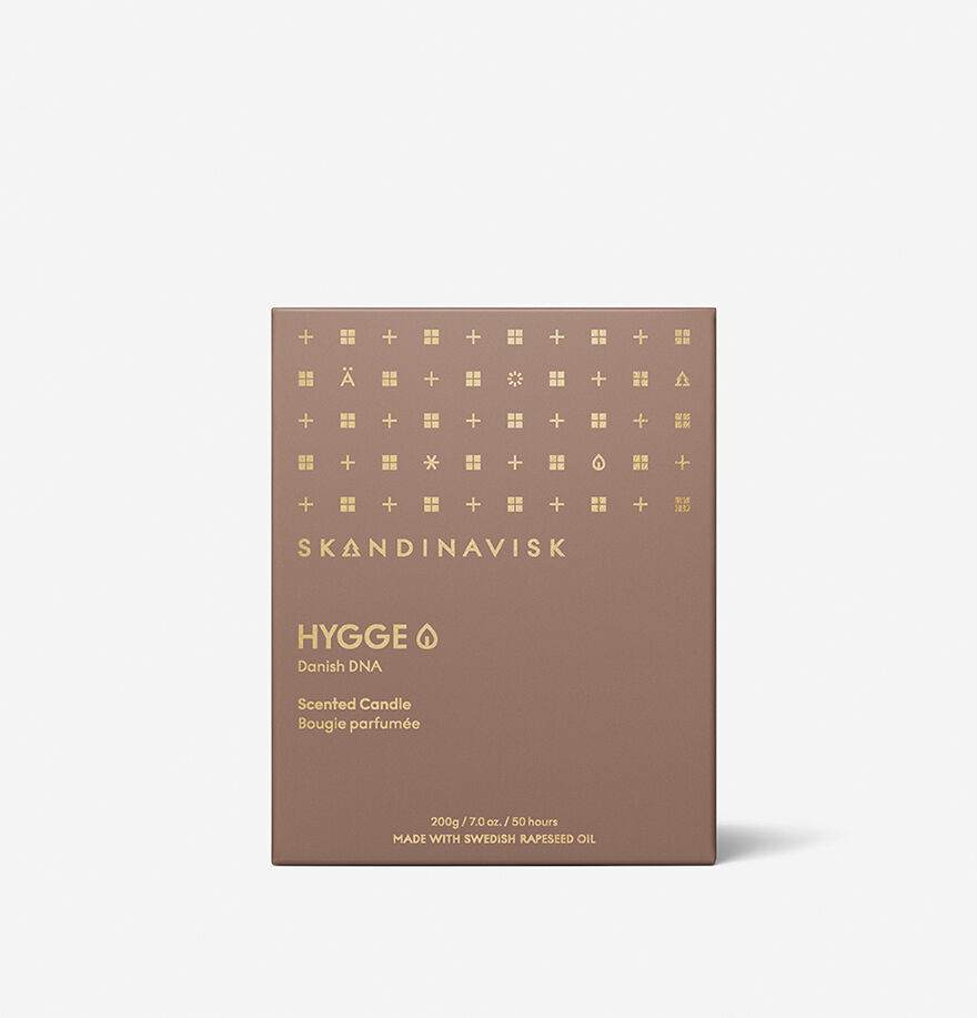 Golden HYGGE Scented Candle - Limited Edition image number 2